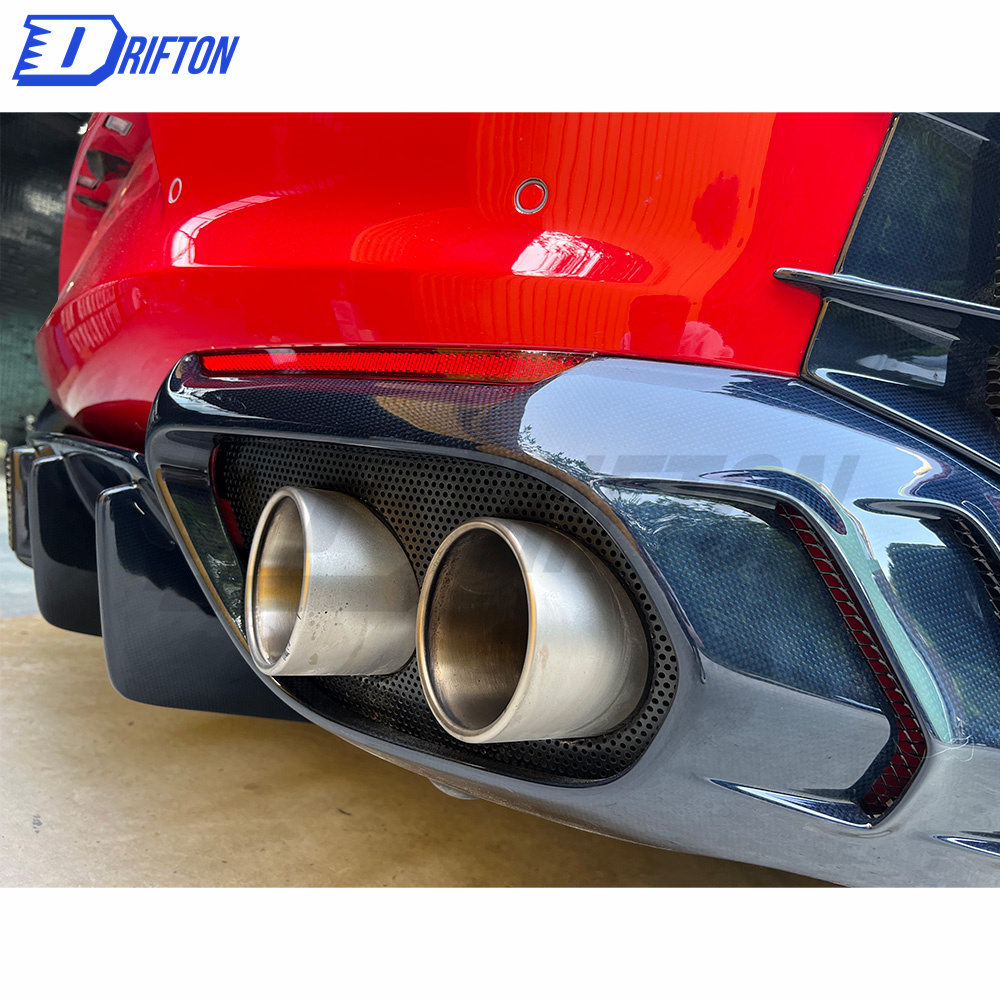 MS Type Dry Carbon Fiber Rear Bumper Extension & Diffuser For Ferrari 812 2017-2018