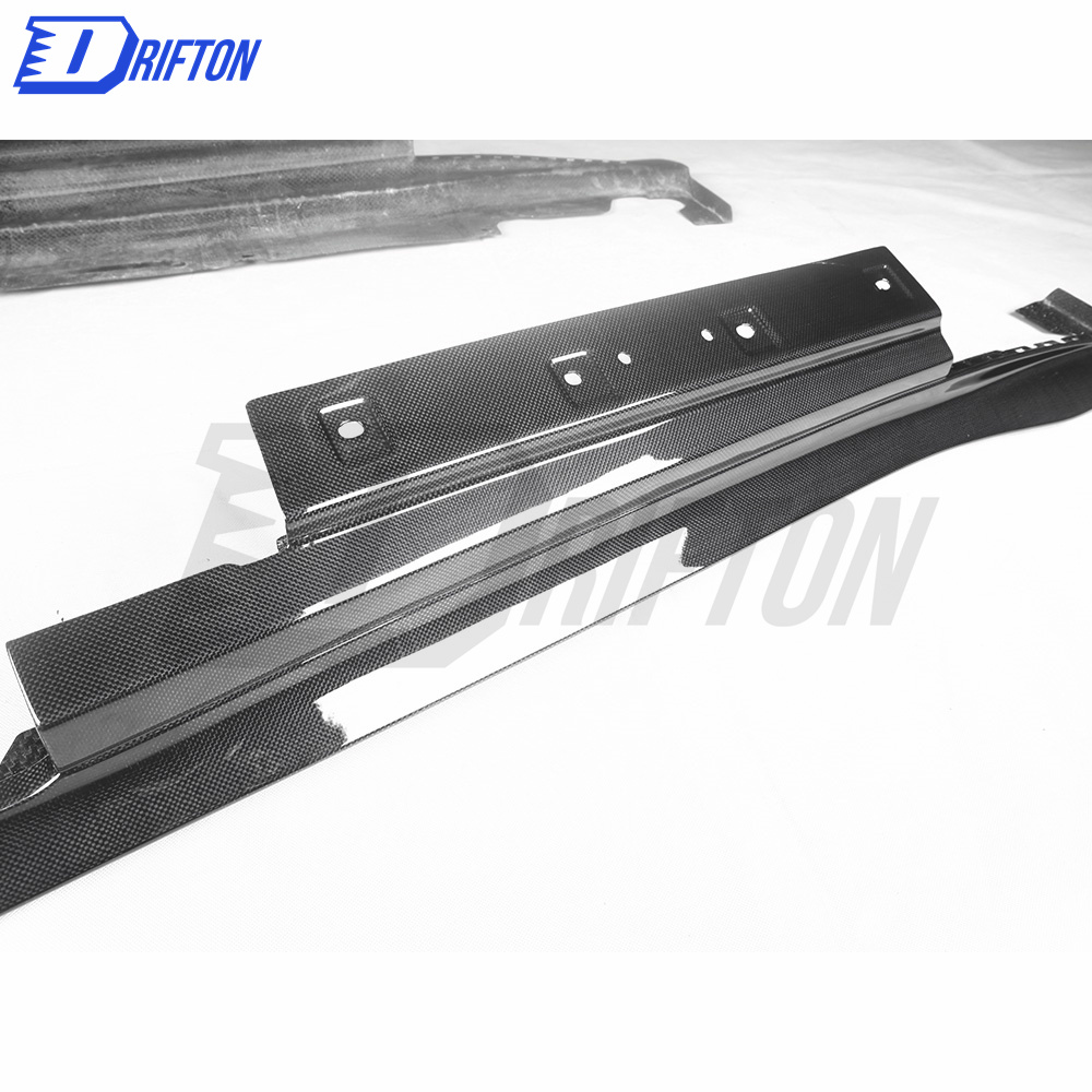 MS Type Dry Carbon Fiber Side Skirts For Ferrari 812 2017-2018