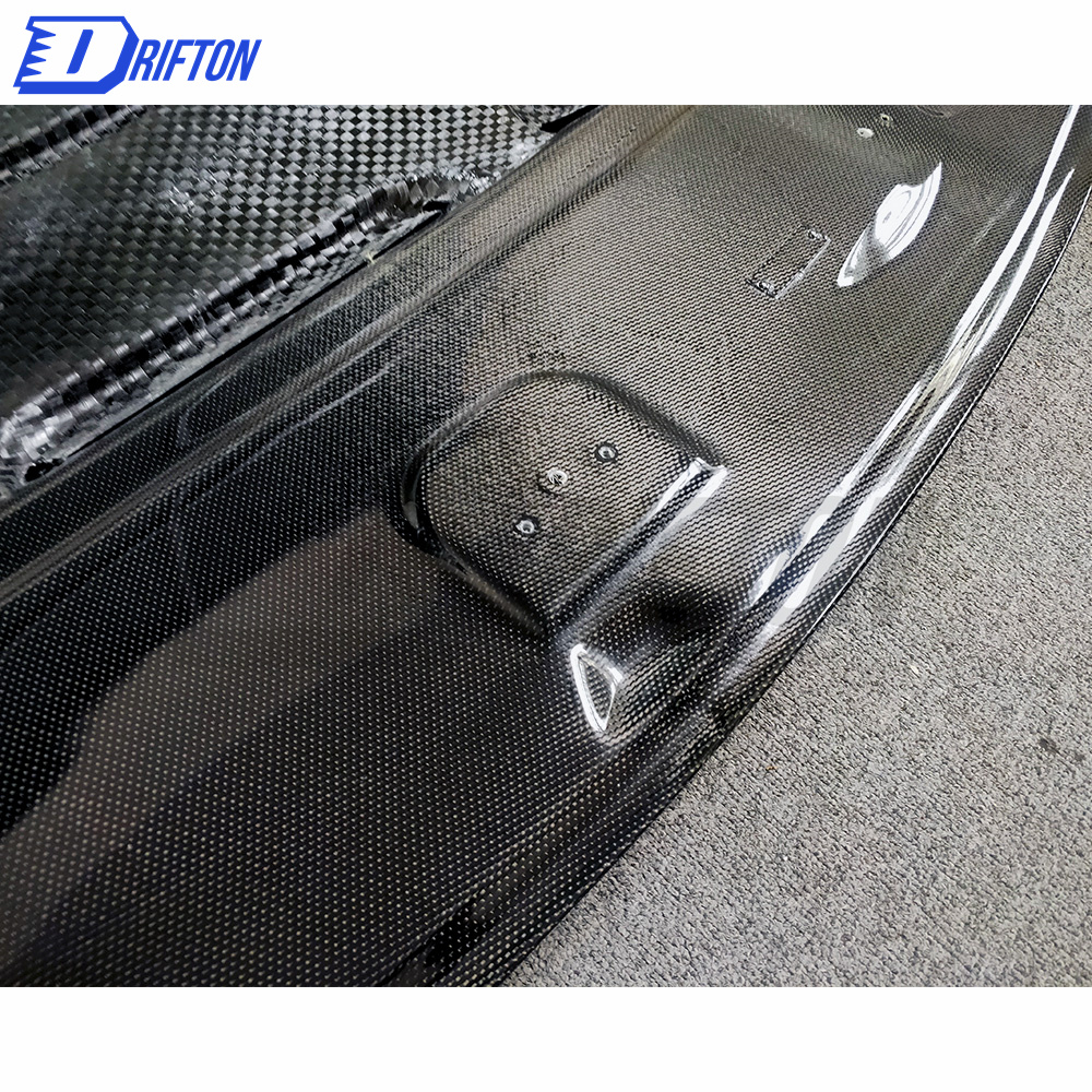 17Ver.Varis-Style Double Side Carbon Fiber Cooling Hood For Nissan R35 GTR 2017-2019