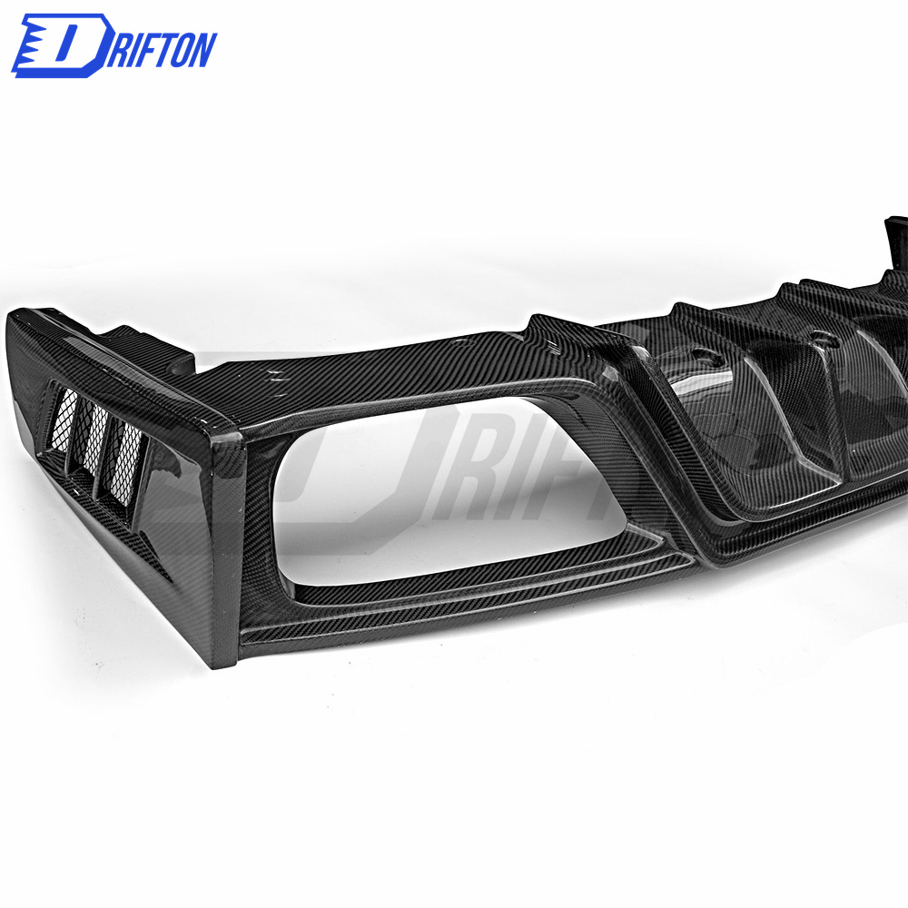 CMST V2 Style Half Carbon Fiber Rear Bumper With Diffuser For Nissan R35 GTR 2008-2016
