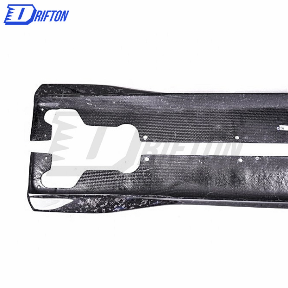OEM Style Forged Dry Carbon Fiber Side Skirt For Ferrari 812