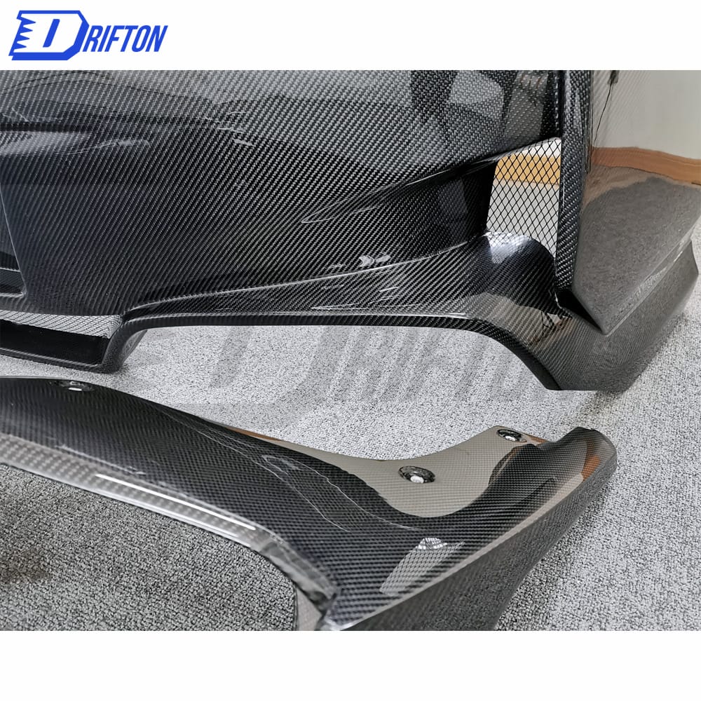 Varis MY19 Style Full Carbon Fiber Rear Bumper Assembly For Nissan R35 GTR 2017-2019