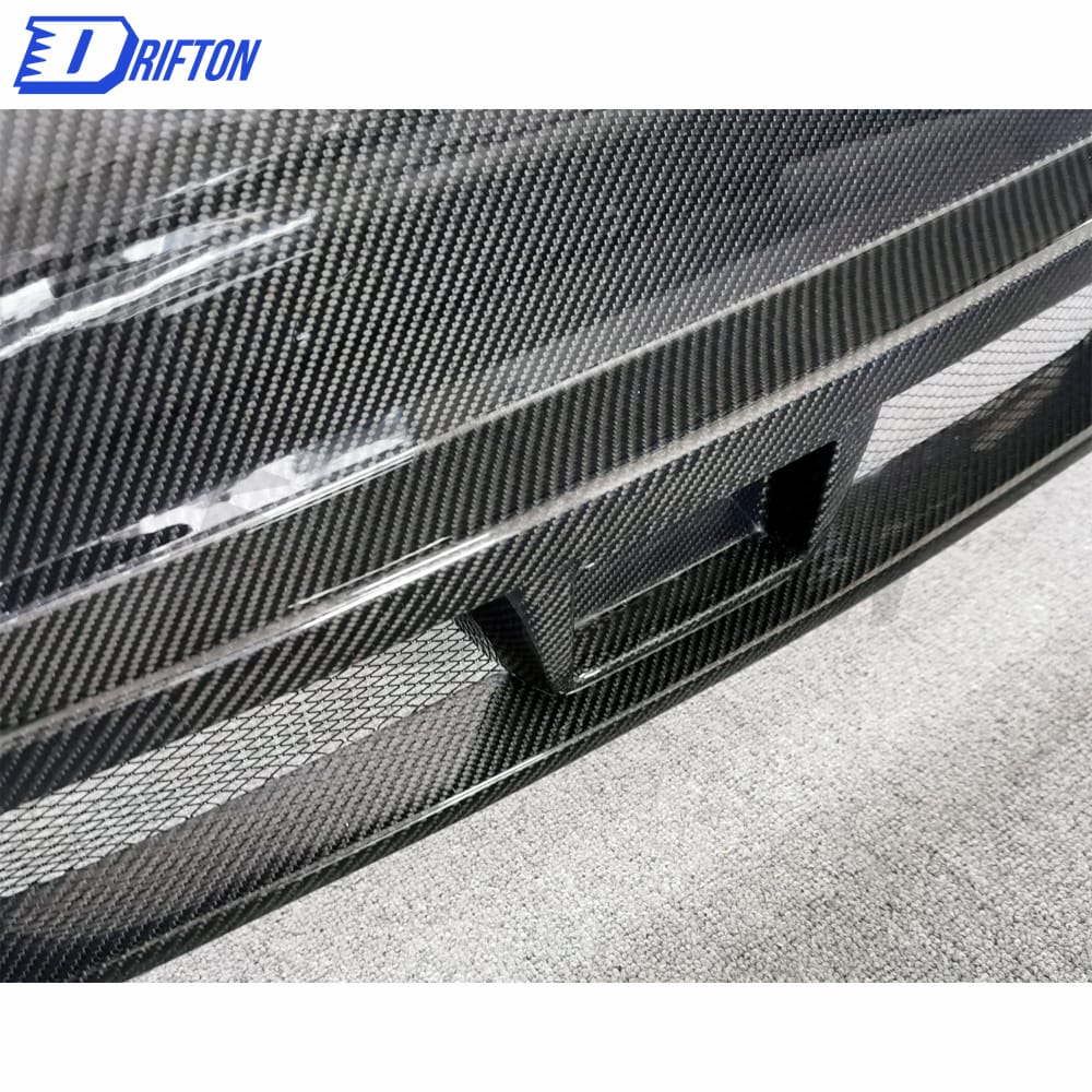 Varis MY19 Style Full Carbon Fiber Rear Bumper Assembly For Nissan R35 GTR 2017-2019