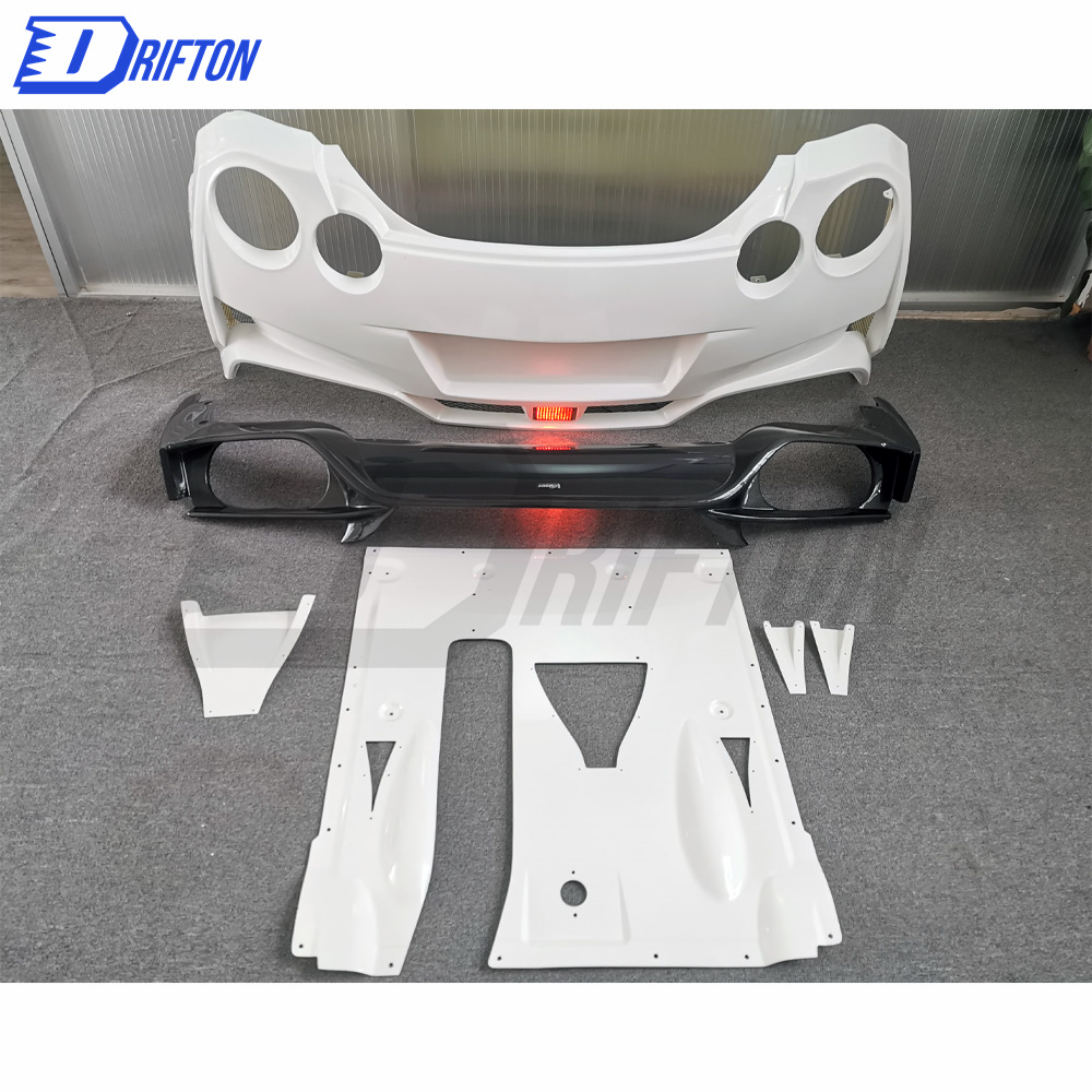 Varis MY19 Style Glass Fiber Rear Bumper With Carbon Fiber Rear Diffuser For Nissan R35 GTR 2017-2019