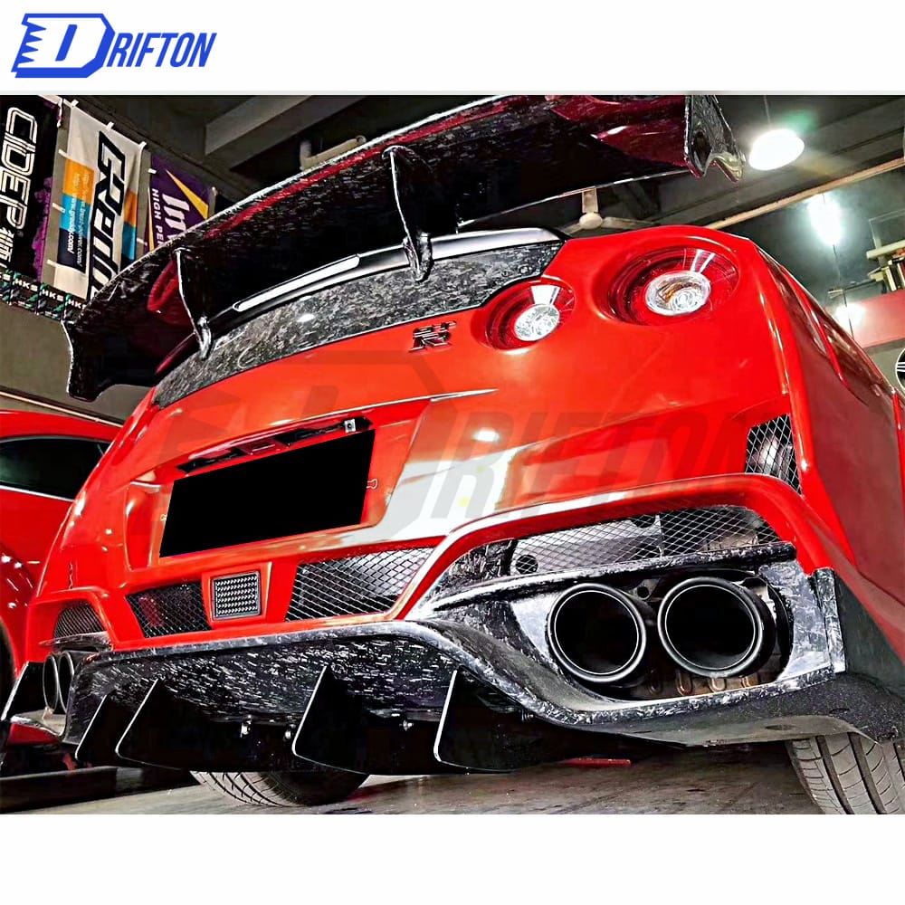 Varis MY19 Style Partial Forged Carbon Fiber Rear Bumper Assembly For Nissan R35 GTR 2017-2019