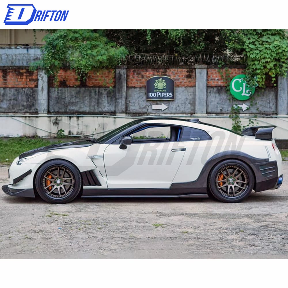 Amuse Style Carbon Fiber Front Lip For Nissan R35 GTR 2008-2011