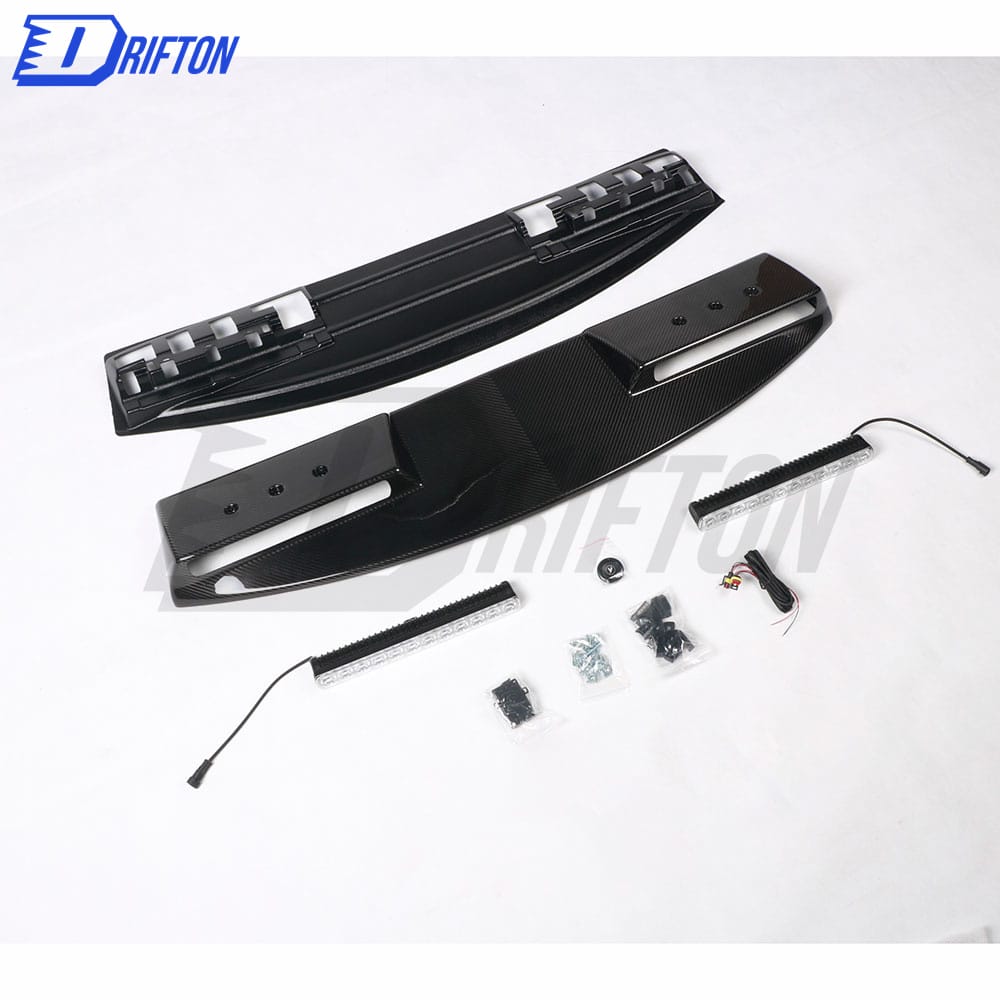 Dry Carbon Fiber Roof Spoiler INCL Light For Land Rover Defender 2020-2021