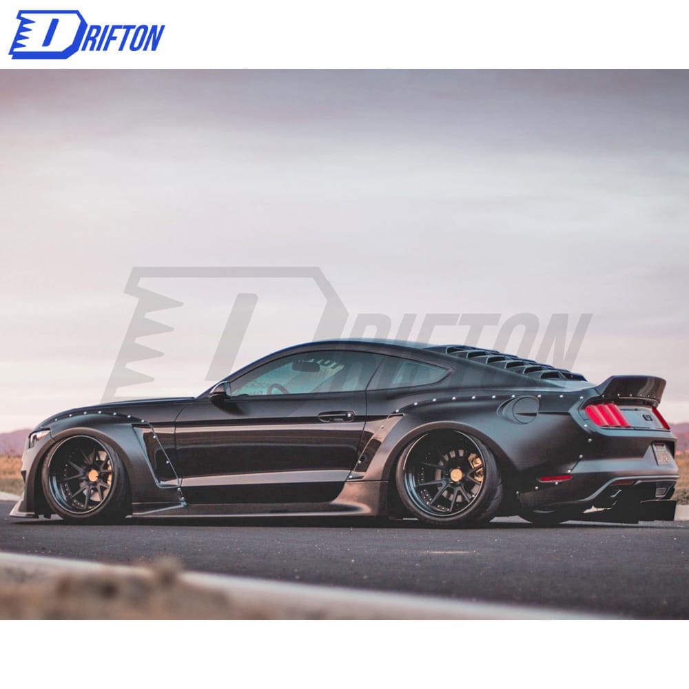 CHINCHED Style Glass Fiber Body Kit For Ford Mustang 2015-2017