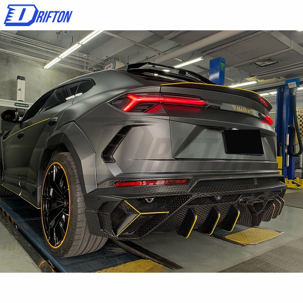 Mansory Style Dry Half Carbon Fiber Body Kit For Lamborghini URUS
