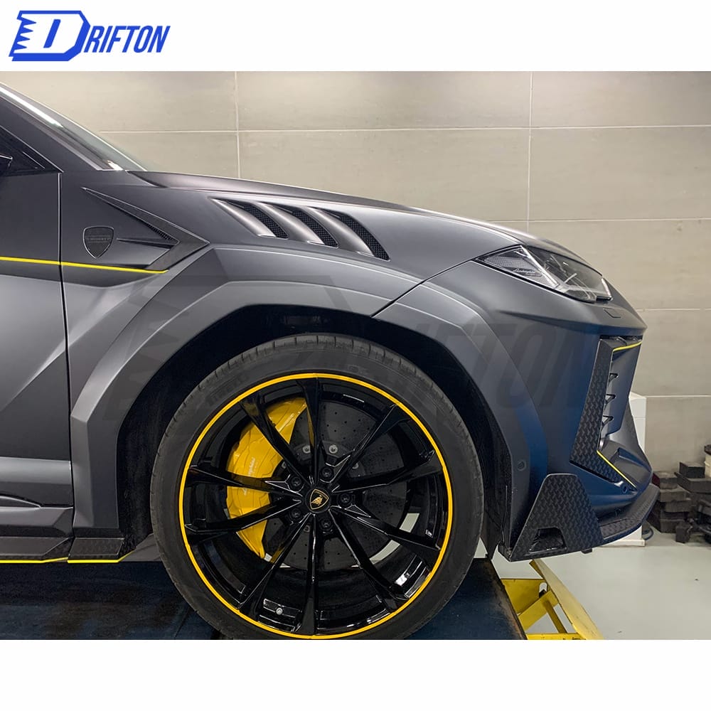Mansory Style Dry Half Carbon Fiber Body Kit For Lamborghini URUS