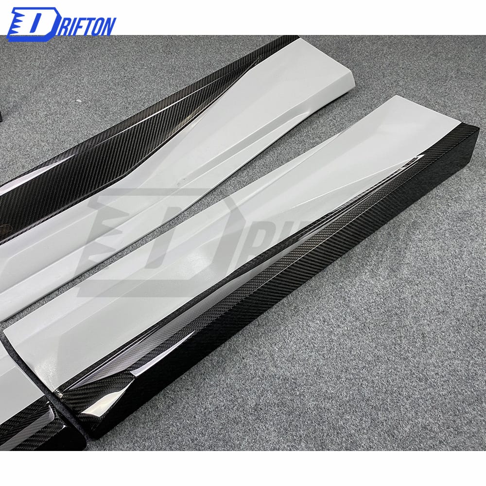 Mansory Style Dry Half Carbon Fiber Body Kit For Lamborghini URUS
