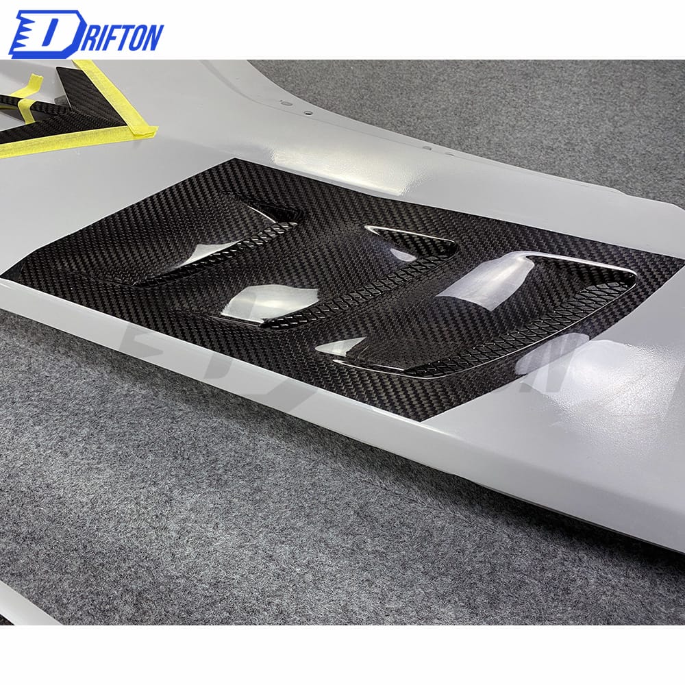 Mansory Style Half Dry Carbon Fiber Fender For Lamborghini URUS