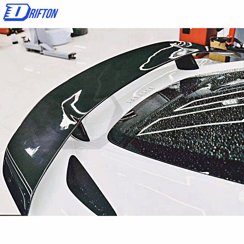 Novitec Style Carbon Fiber Rear Spoiler For Ferrari F12 2013-2017