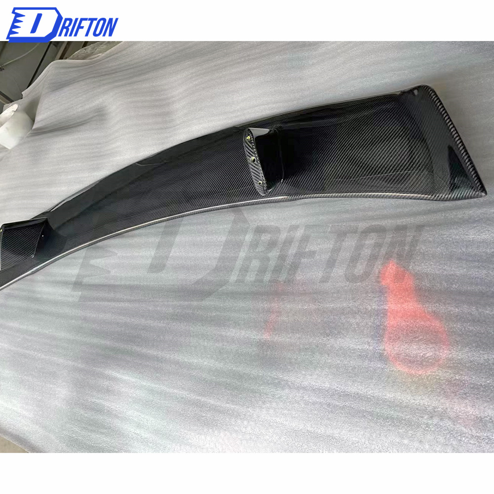 Novitec Style Carbon Fiber Rear Spoiler For Ferrari F12 2013-2017