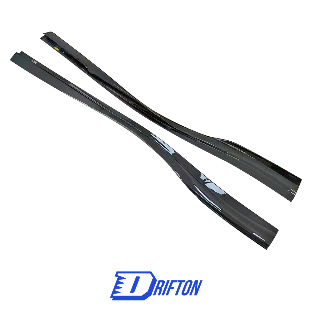 Novitec Style Dry Carbon Fiber Side Skirt For Ferrari F8 2020-2022