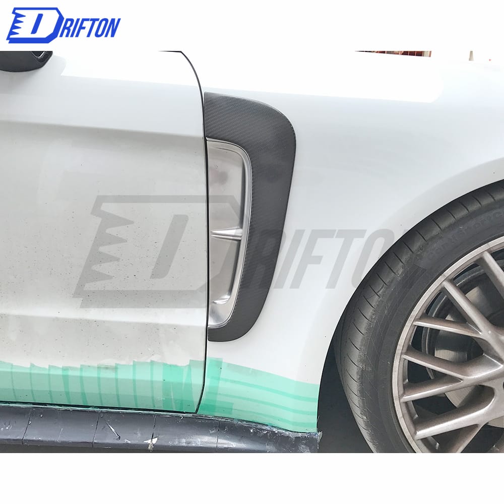 OKING Style Dry Carbon Fiber Fender Side Vent For Porsche Panamera 971 2017-2018