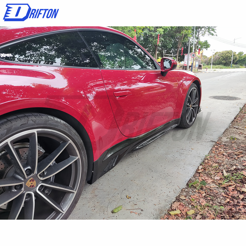 Z007 Style Dry Carbon Fiber Side Skirt For Porsche 911 992 Carrera S 2019-2023