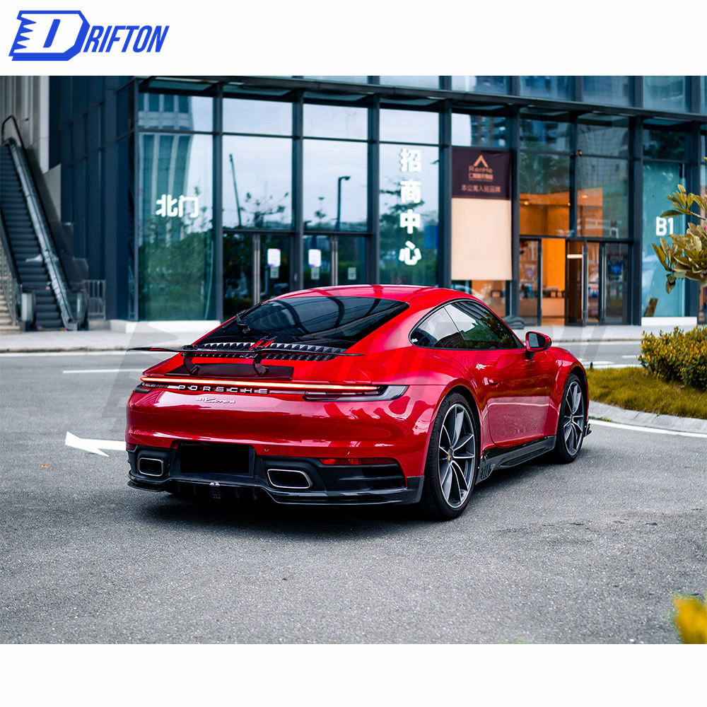Z007 Style Dry Carbon Fiber Side Skirt For Porsche 911 992 Carrera S 2019-2023