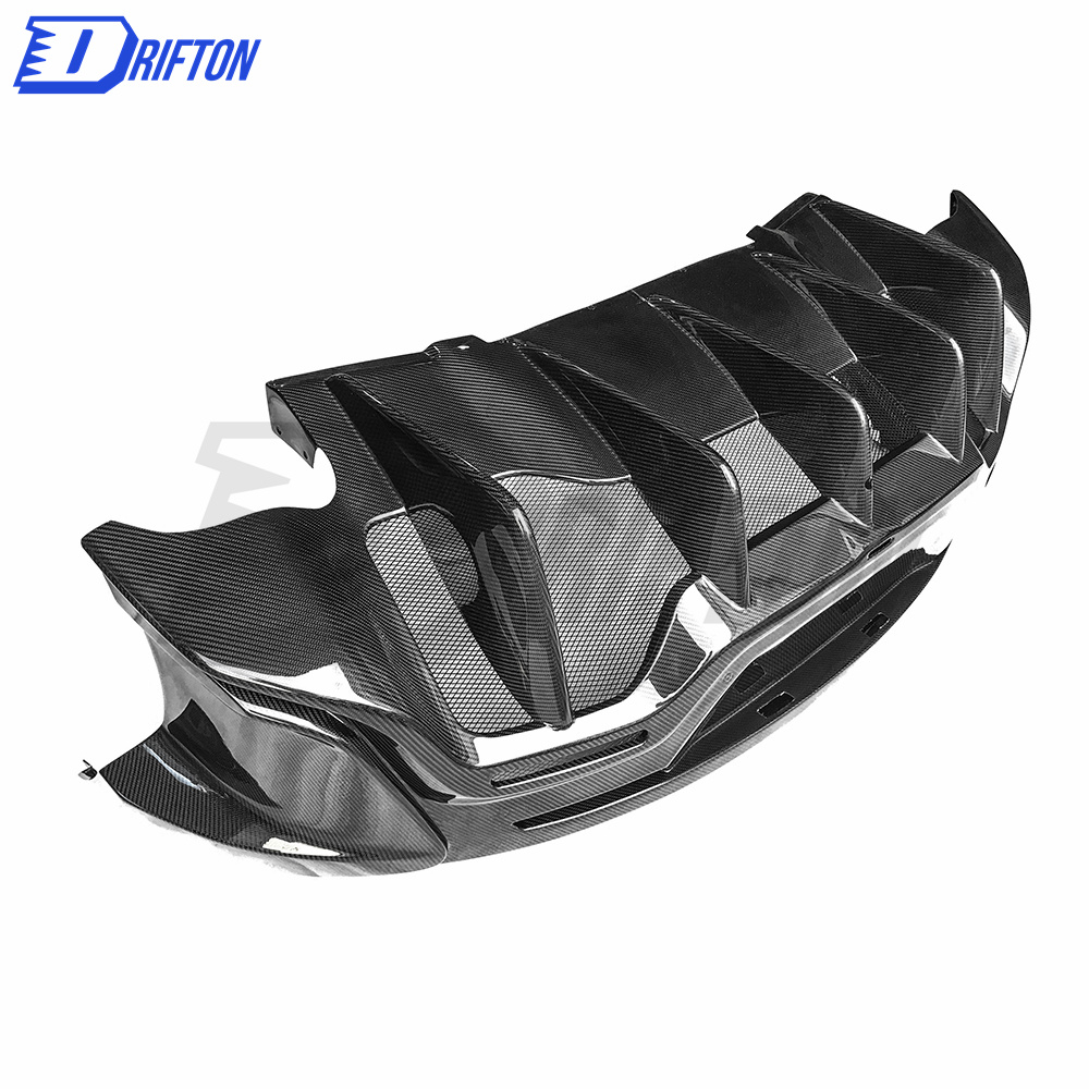 600LT Style Dry Carbon Fiber Rear Bumper For Mclaren 570S 2015-2020
