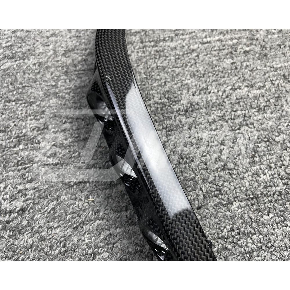 Dry Carbon Fiber Central Bridge For Ferrari 812