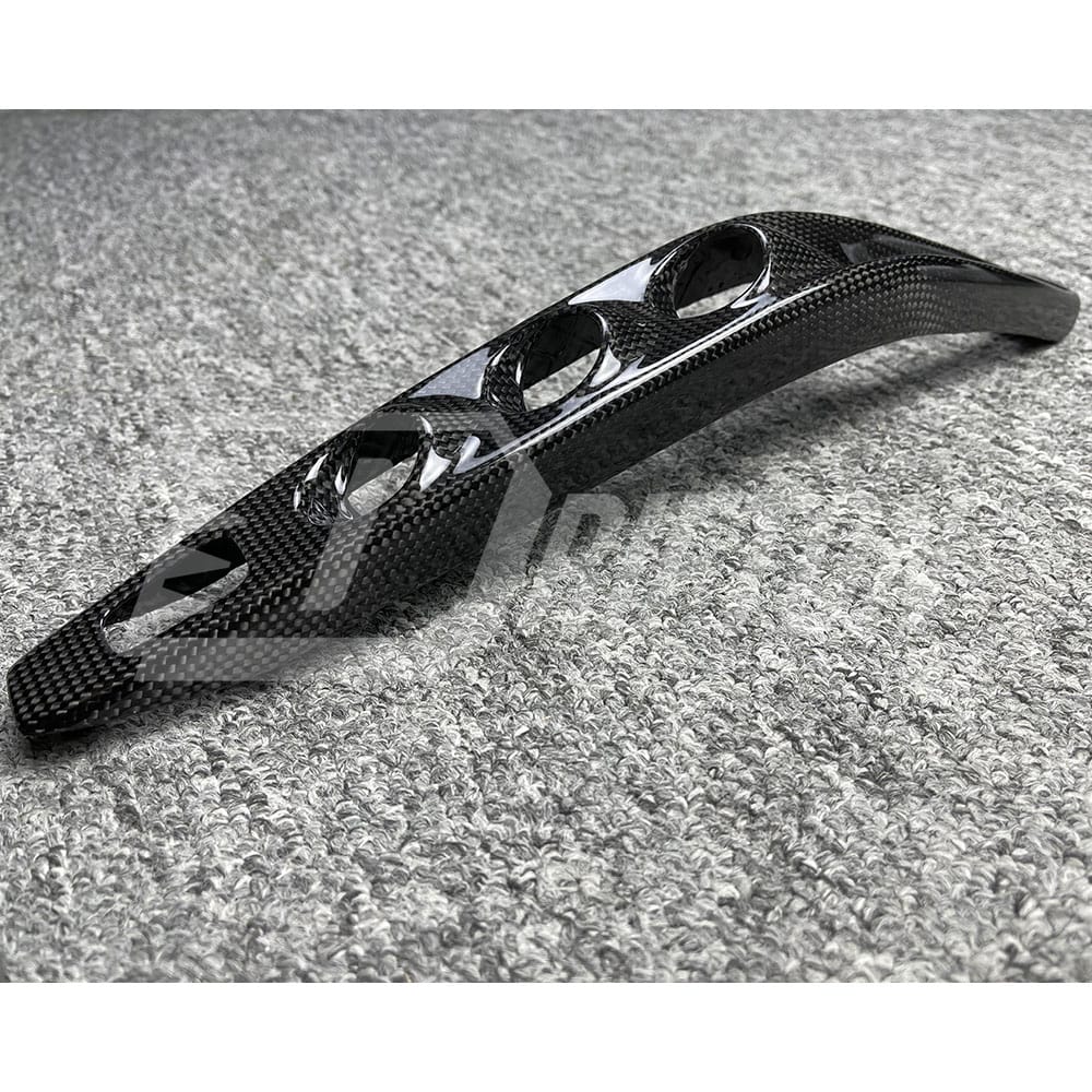 Dry Carbon Fiber Central Bridge For Ferrari 812