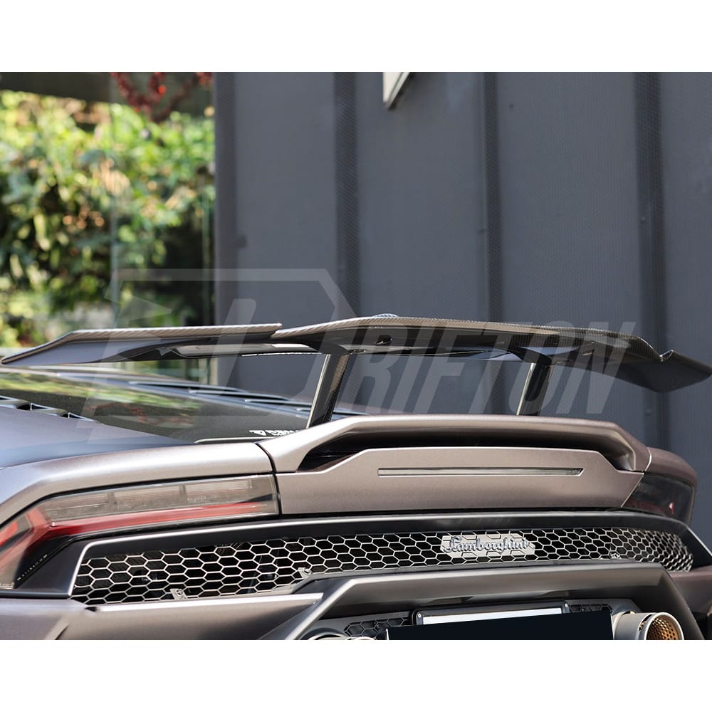 Novitec Style Carbon Fiber Rear Spoiler For Lamborghini Huracan EVO 2014-2018