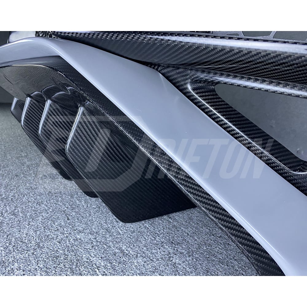 SV Style Dry Carbon Fiber Rear Bumper For Lamborghini Aventador LP700-4 LP720 LP750 2011-2015
