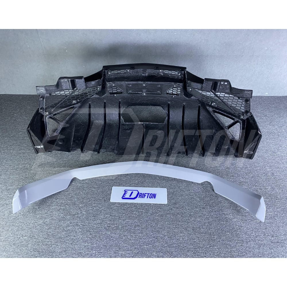 SV Style Dry Carbon Fiber Rear Bumper For Lamborghini Aventador LP700-4 LP720 LP750 2011-2015