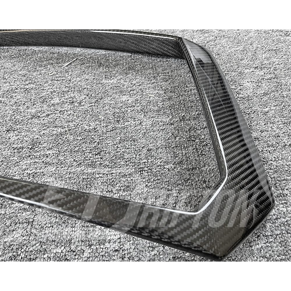 TC Style Dry Carbon Fiber Front Bumper Vent Canard For Lamborghini URUS