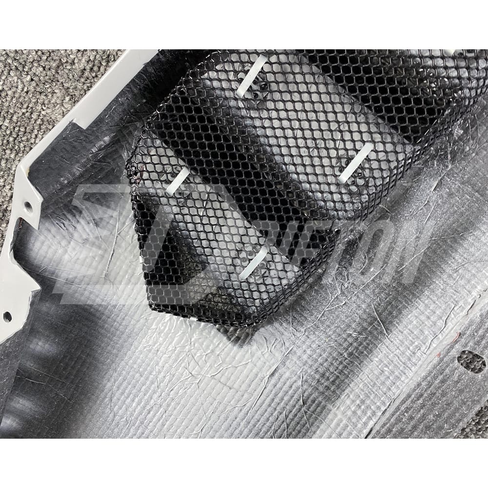 Vorsteiner-Style Half Dry Carbon Fiber Front Fender For Huracan LP610-4 LP580 2014-2018