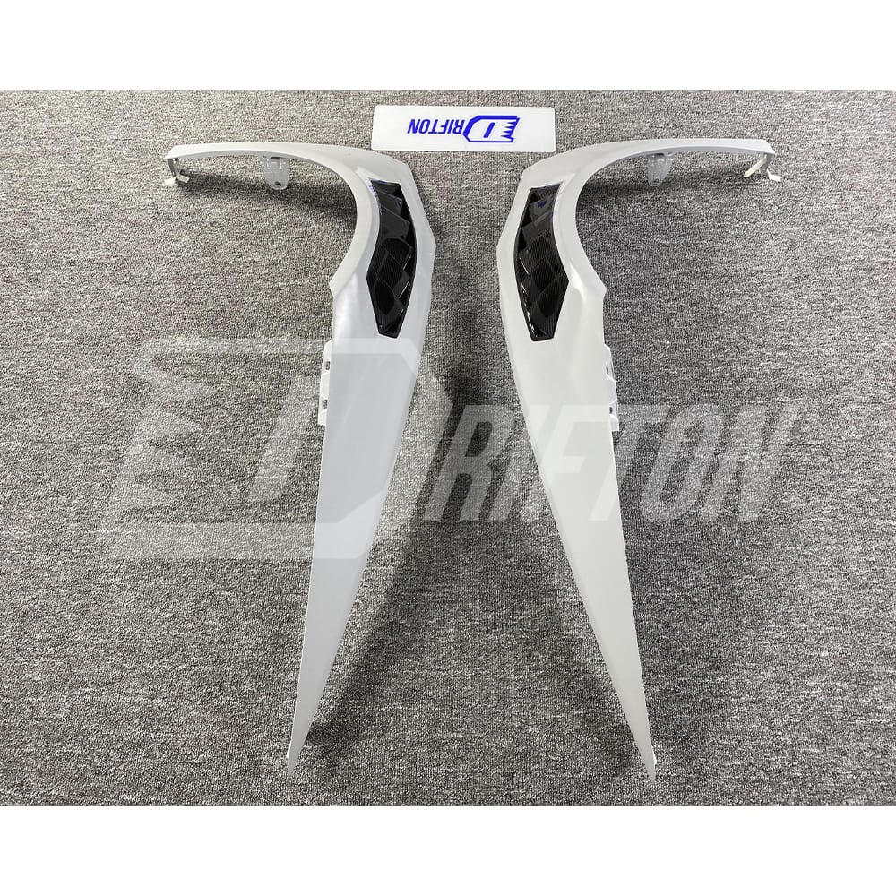 Vorsteiner-Style Half Dry Carbon Fiber Front Fender For Huracan LP610-4 LP580 2014-2018
