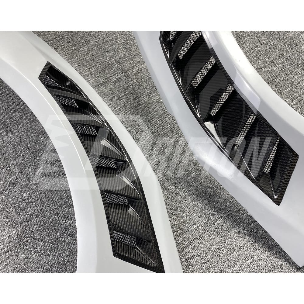 Vorsteiner-Style Half Dry Carbon Fiber Front Fender For Huracan LP610-4 LP580 2014-2018