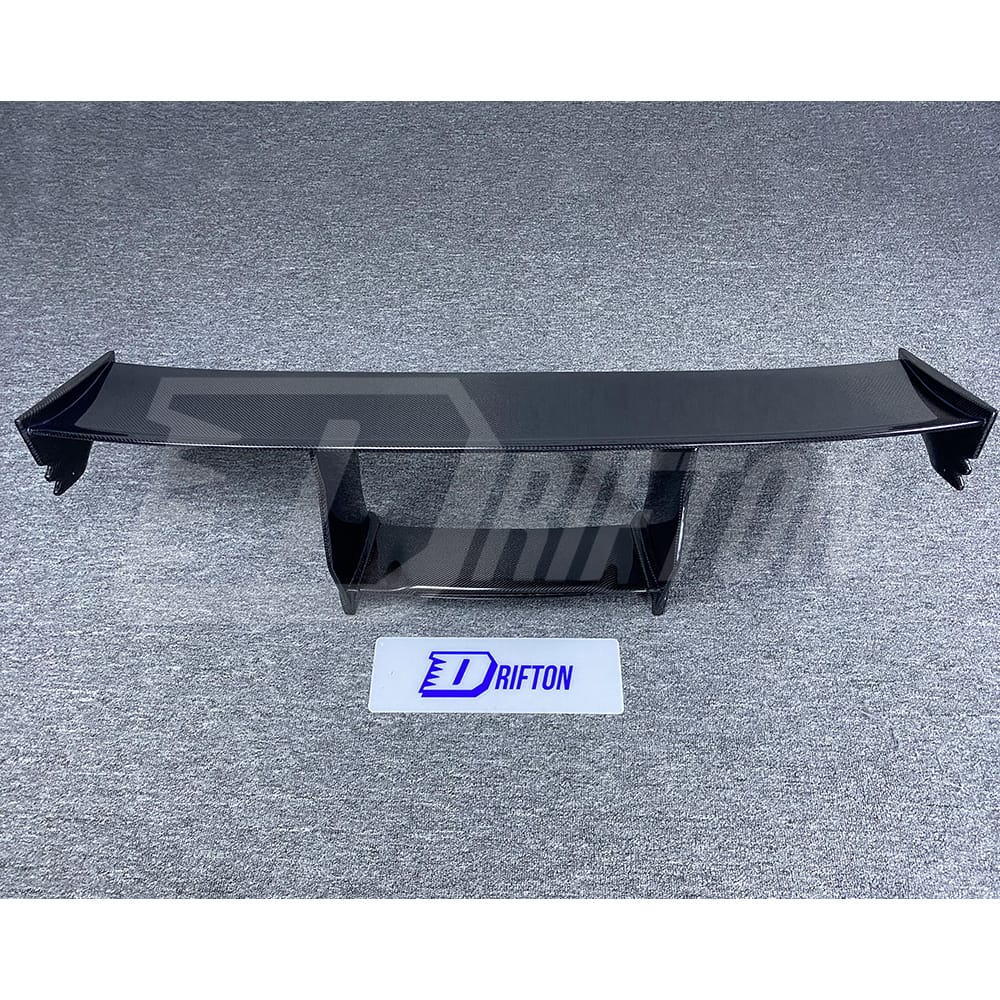 Nismo MY17 Style Carbon Fiber Rear Spoiler With Braket Lamp For Nissan R35 GTR 2008-2019