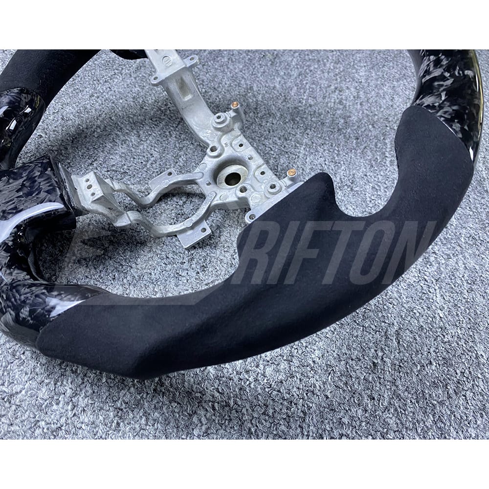Customzie Forged Carbon Fiber Alcantara Steering Wheel With Center Trim Cover For Nissan R35 GTR 2008-2016