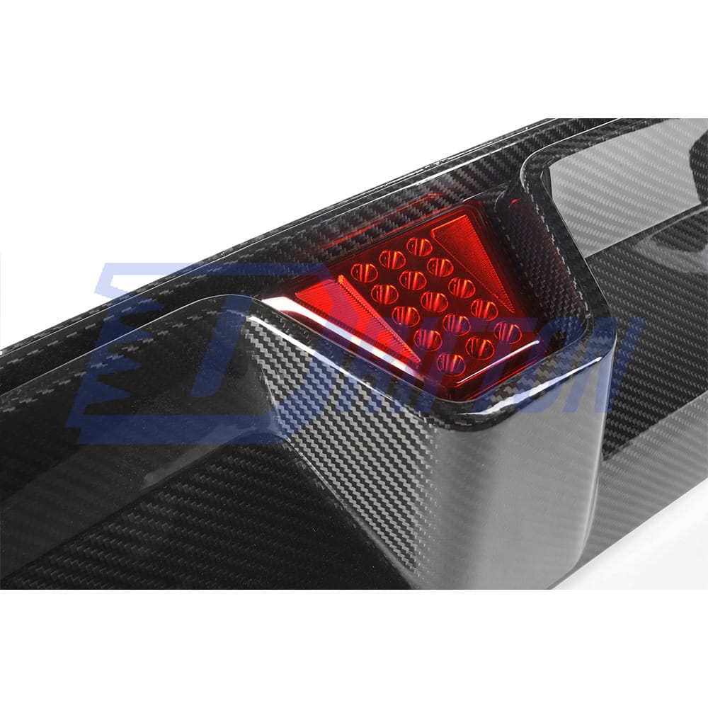 CS Style Dry Carbon Fiber Rear Diffuser With LED Brake Light For BMW 5 Series F90 M5 2017-2023