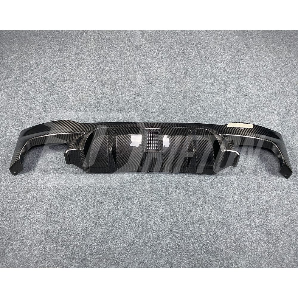 Dry Carbon Fiber Rear Diffuser With LED Light For BMW 5 Series F90 M5 2017-2023