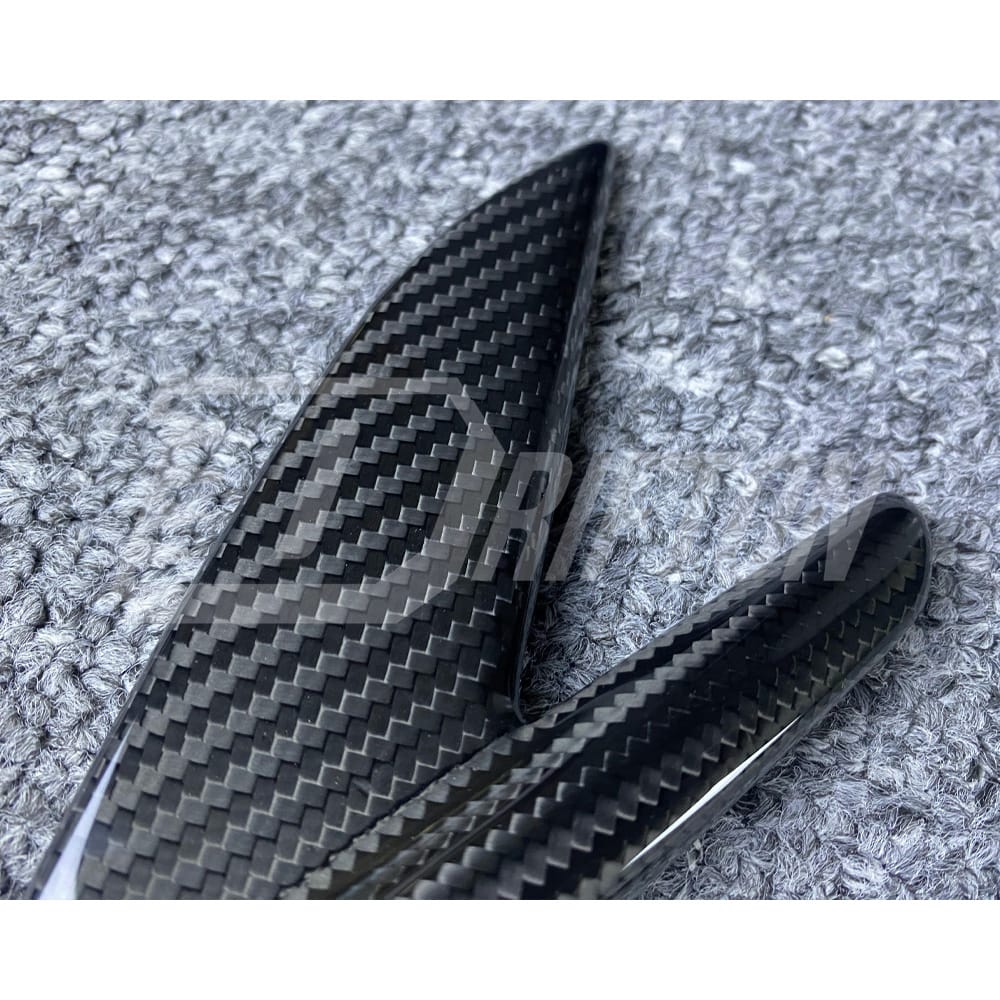 OEM Style Dry Carbon Fiber Fender Vent Trim (Stick On) For BMW G82 M4 G83 2020-2024
