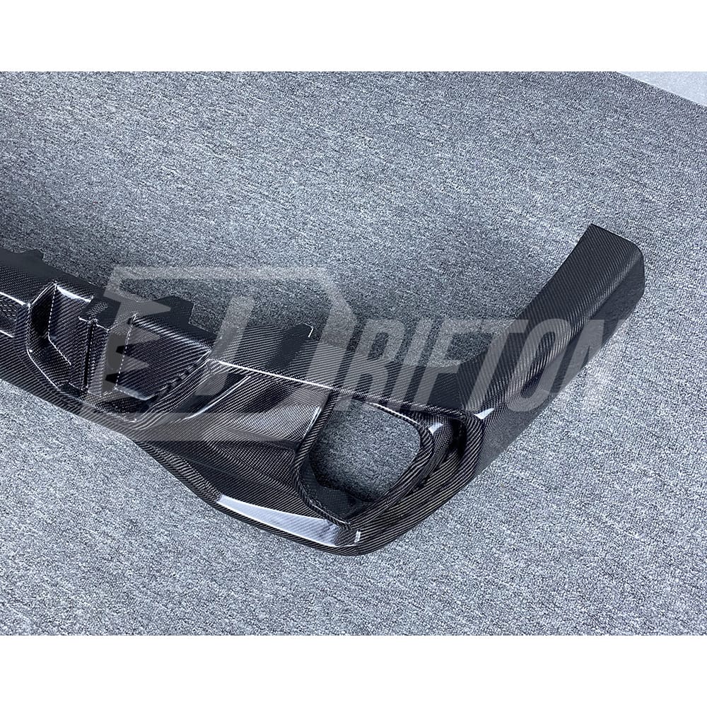 LD Style Carbon Fiber LED Brake Light Rear Diffuser & 4 Exhaust Tips For BMW X6 G06 2019-2023