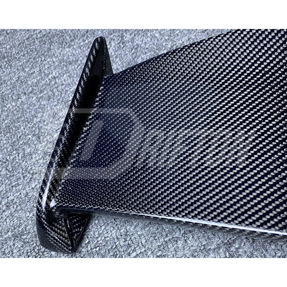 LD Style Carbon Fiber Roof Spoiler For BMW X6 G06 2019-2023