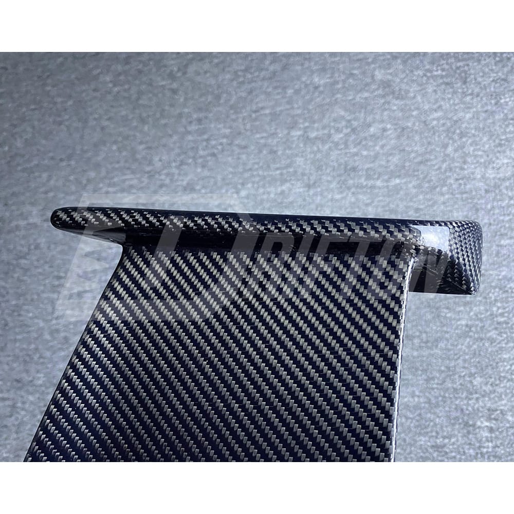 LD Style Carbon Fiber Roof Spoiler For BMW X6 G06 2019-2023