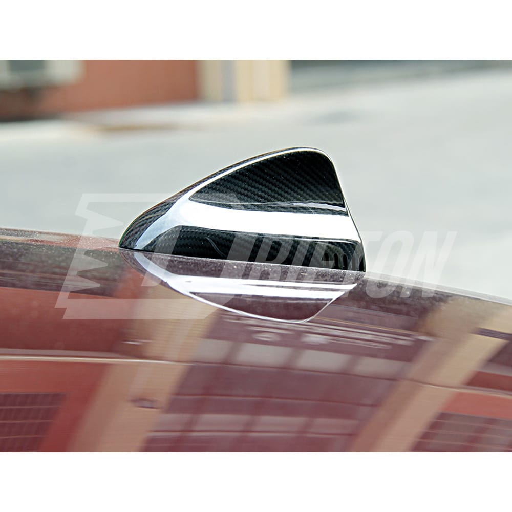 Dry Carbon Fiber Antenna Cover For Alfa Romeo Giulia Quadrifoglio 2016-2023