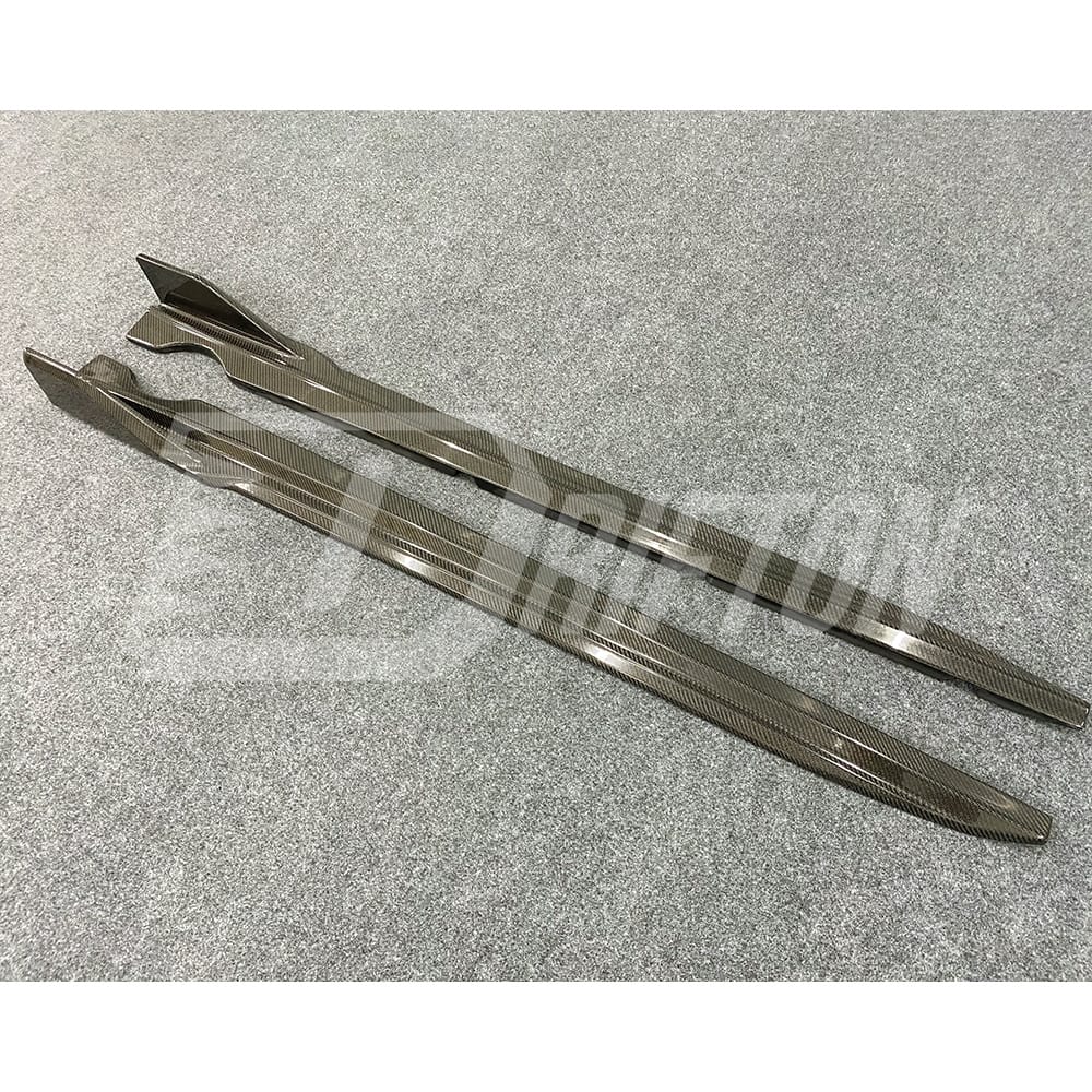 Black Knight Style Carbon Fiber Side Skirt For BMW X5 G05 2019-2023