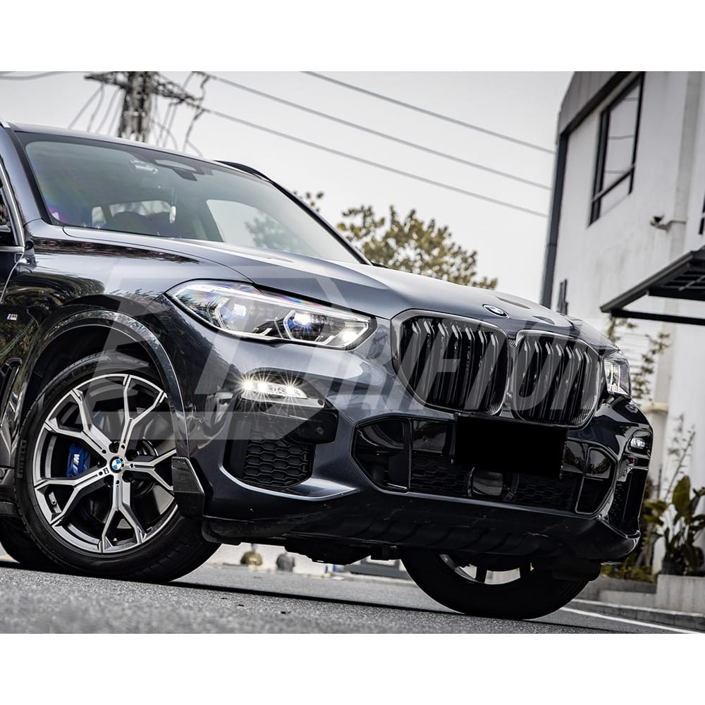 MP Style Dry Carbon Fiber Front Splitter For BMW X5 G05 2019-2023