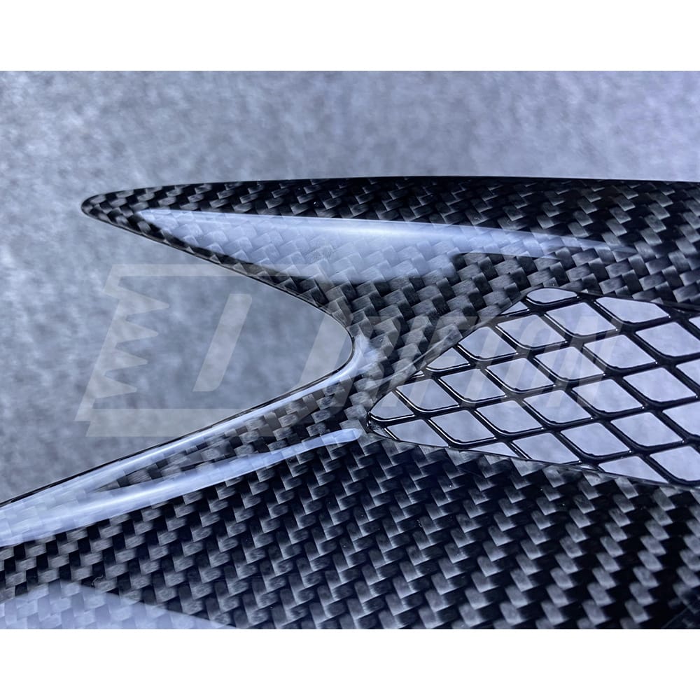 PT Style Dry Carbon Fiber Front Fender Vent For Ferrari F8 2020-2022