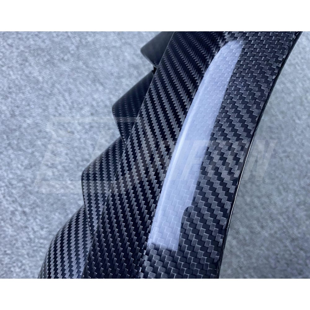 Vorsteiner Style Dry Carbon Fiber Fenders For Mclaren 720S