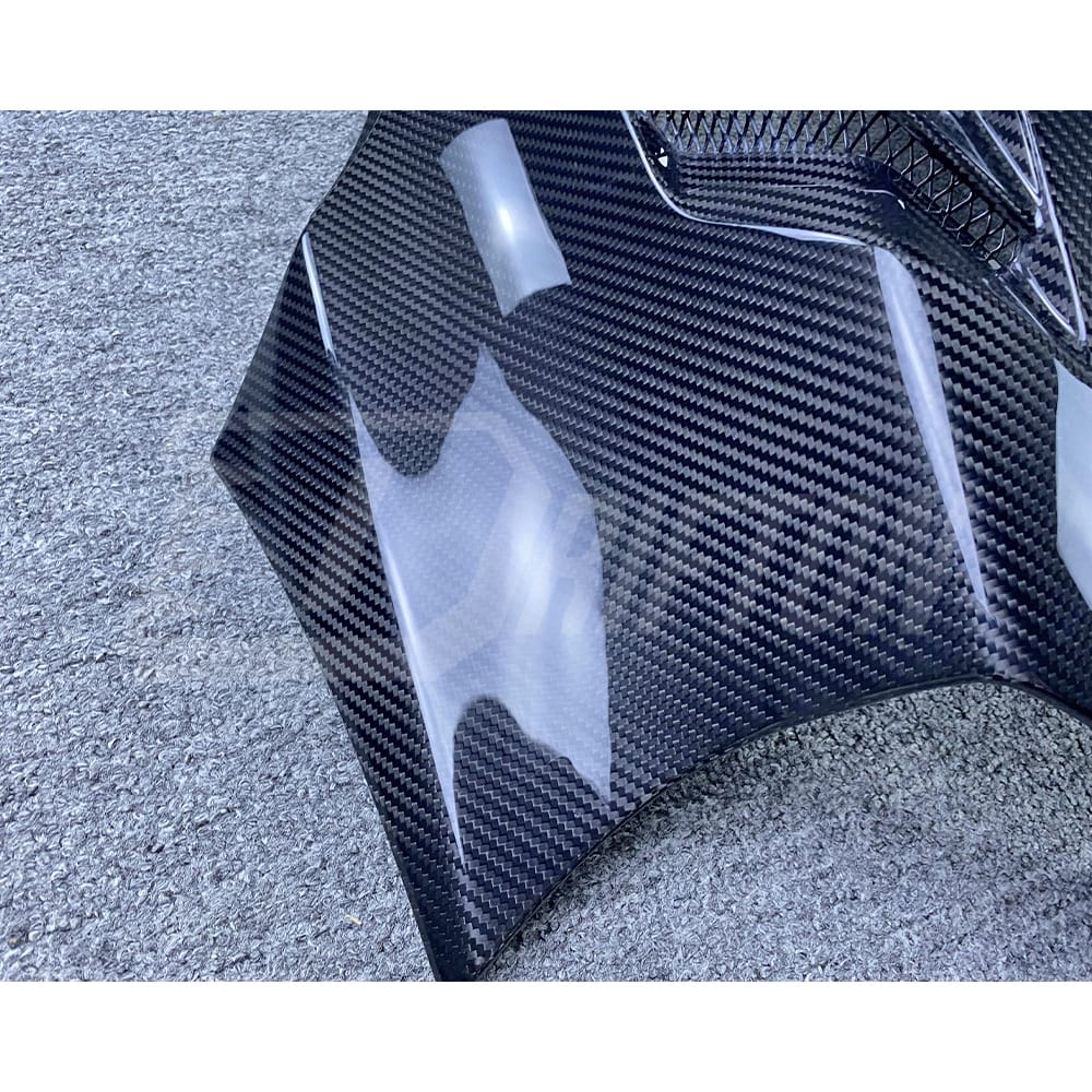 Vorsteiner Style Dry Carbon Fiber Fenders For Mclaren 720S