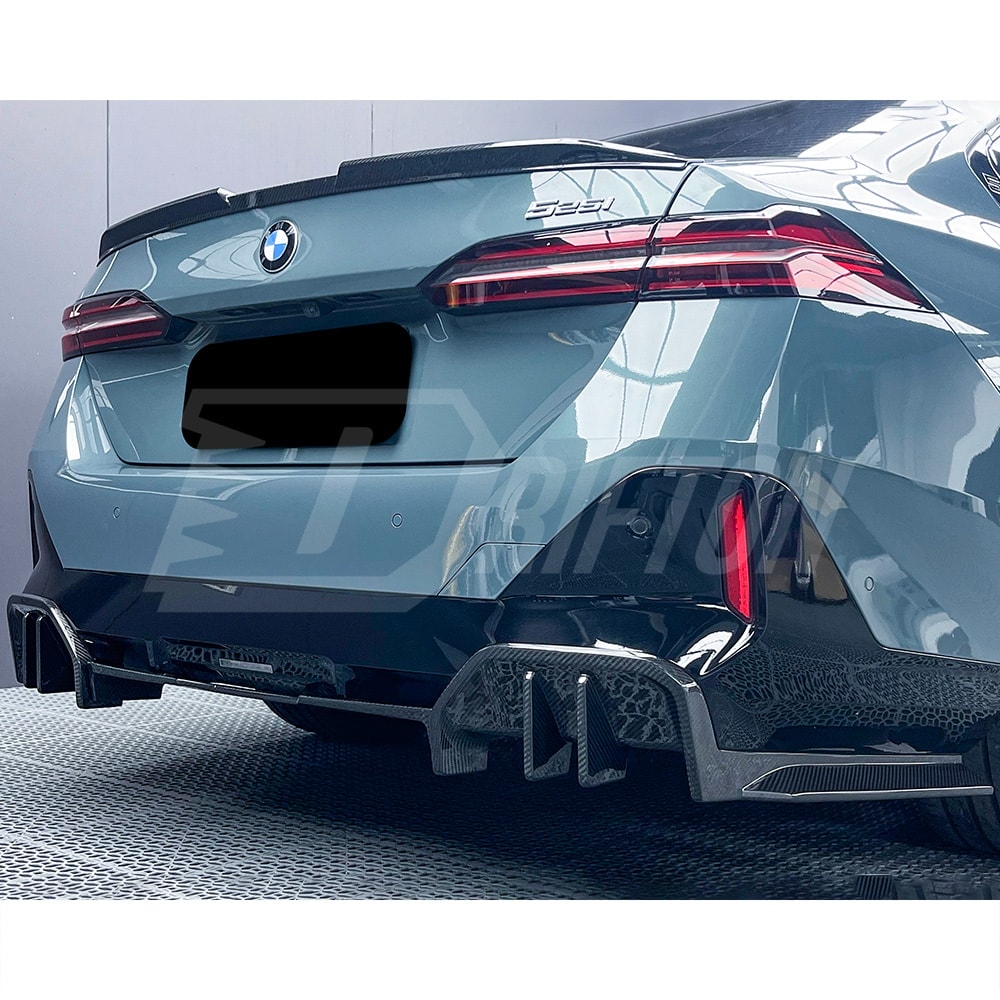 MP Style Dry Carbon Fiber Front Lip Splitter For BMW 5 Series G60 2024-On