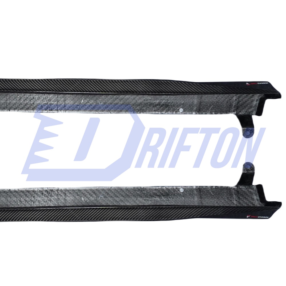 TAKD Style Dry Carbon Fiber Side Skirt For BMW 5 Series G60 2024-On