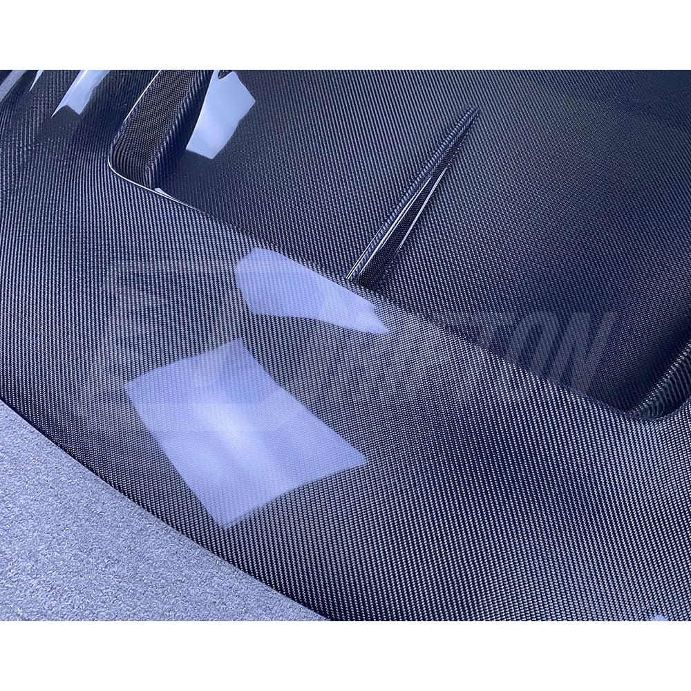LB Performance V2 Style Carbon Fiber Hood For Nissan R35 GTR 2017-2019
