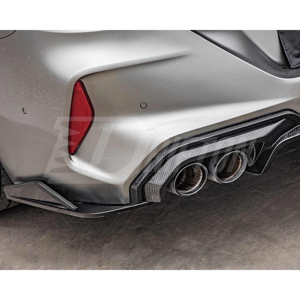 SQ Style Dry Carbon Fiber Rear Diffuser For BMW M8 F90 F91 F92 F93 2020-2024